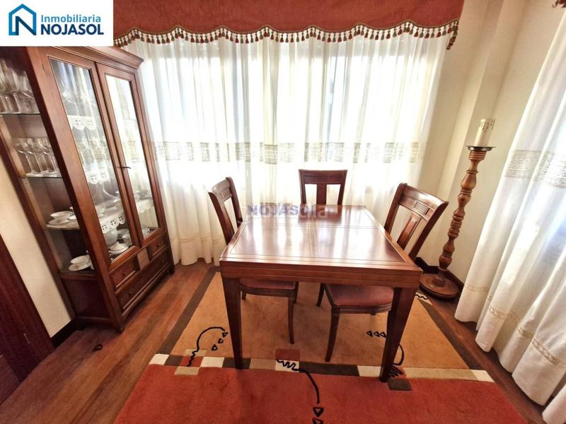 Foto 5aa84aab-db77-470c-814b-625f16d3769e. Maison jumelée avec chauffage parking dans Solórzano