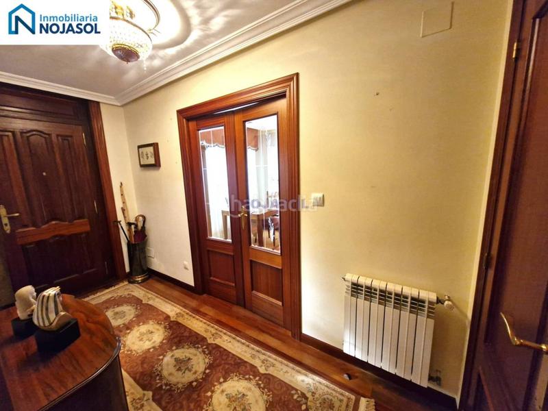 Foto ff8cf3b7-152b-41b7-b6f7-bcffa53328d3. Maison jumelée avec chauffage parking dans Solórzano