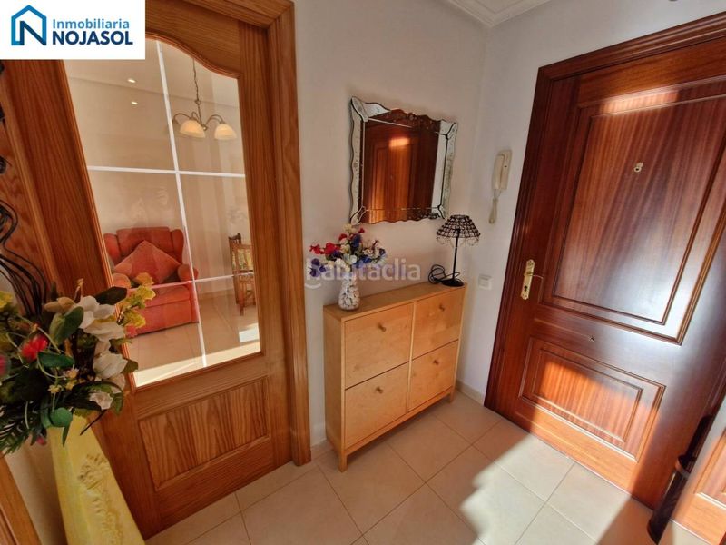 Foto aec80bd9-69f0-4922-9974-ae5f4e42ece3. Apartament amb calefacció aparcament a Palacio Noja