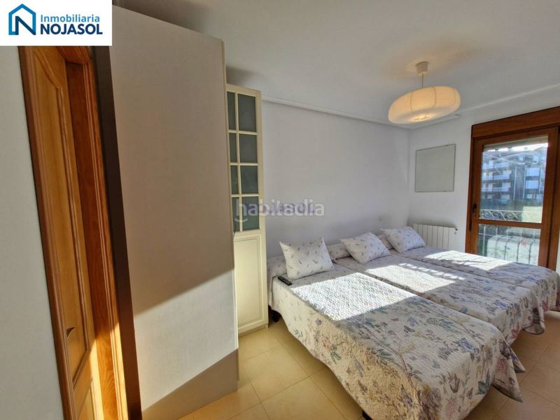 Foto eb04d739-d621-4b01-a0b9-851f690d4a1d. Apartament amb calefacció aparcament a Palacio Noja