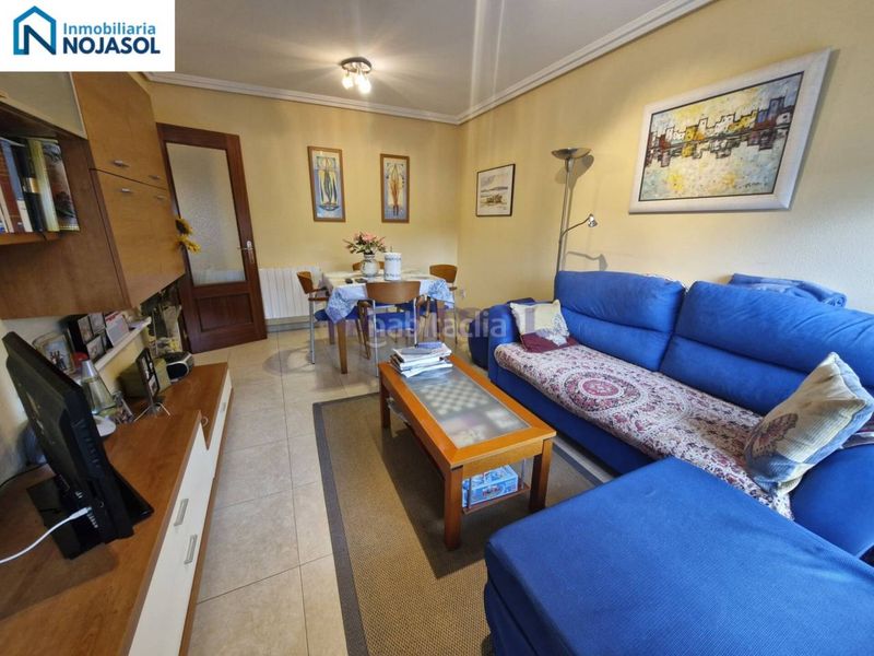 Foto f5fadb61-66fe-4cc4-b046-fb46919a769a. Apartament amb calefacció aparcament a Tregadín Noja