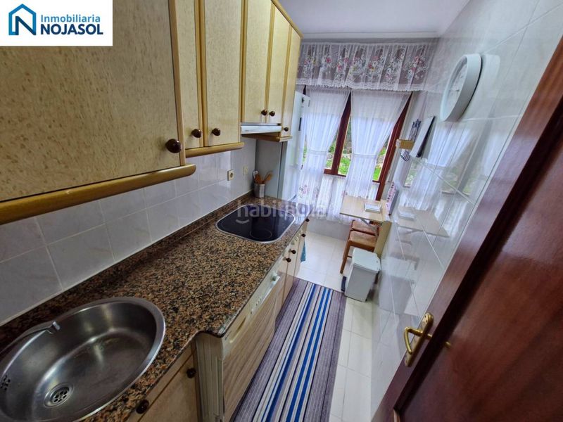 Foto 273ee52b-d2d7-4b33-9f71-626b38d9dbd8. Apartment with parking in Ris Noja