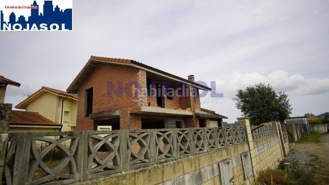Foto 654e8a8d-2cab-4815-9716-d3ef0746ae4a. Chalet 127m<sup>2</sup> en Solórzano