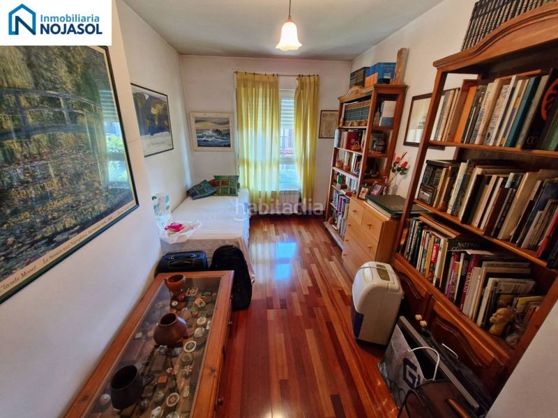 Foto 1cfffe17-b1a1-4d47-93d6-f100e621cb73. Casa adossada amb calefacció aparcament a Escalante