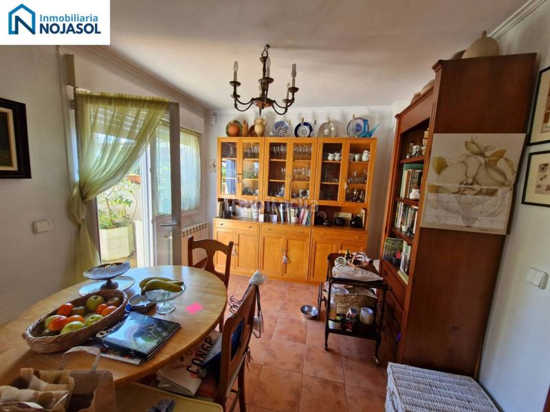 Foto 553c84f2-9538-4c20-8453-73db2d3b9de8. Casa adossada amb calefacció aparcament a Escalante