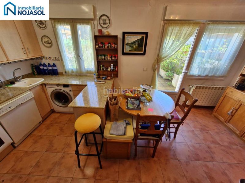 Foto aff1ad02-861e-42df-8fe5-2aea0c511160. Casa adossada amb calefacció aparcament a Escalante