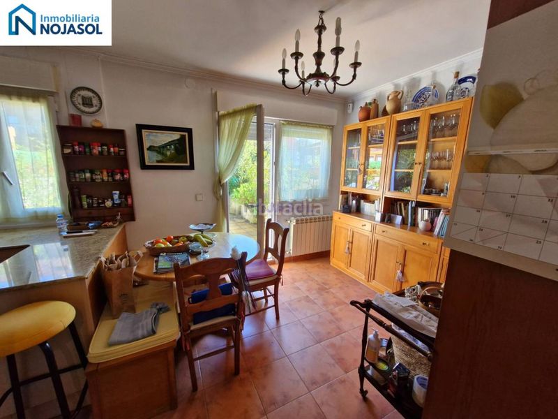 Foto fc7a42b6-56e6-4436-99f4-f55625c86198. Casa adossada amb calefacció aparcament a Escalante