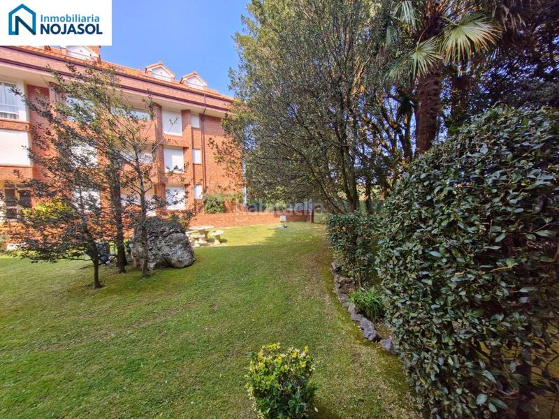 Foto 4cc78a2e-0a5d-42a2-9a0b-eff2630b1187. Apartament amb calefacció aparcament piscina a Pedroso Noja