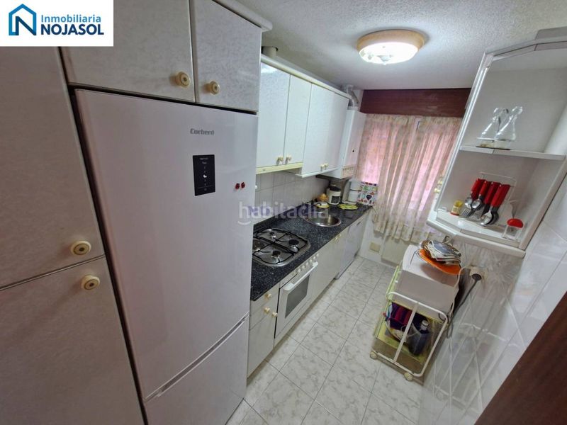 Foto 54f85202-537e-406a-a7c6-5a54d05108e2. Apartament amb calefacció aparcament piscina a Pedroso Noja