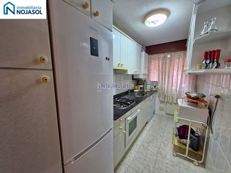 Foto 7bf9413f-11d7-4c95-a88f-9207d7997e2b. Apartament amb calefacció aparcament piscina a Pedroso Noja