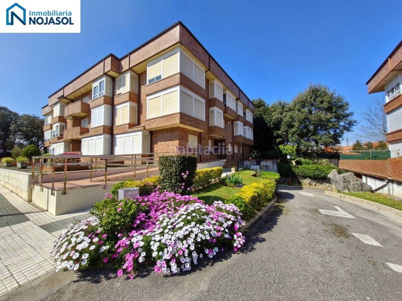 Foto bb999e87-edd0-4eba-87c4-e4b085fa7ffb. Apartament amb calefacció aparcament piscina a Pedroso Noja