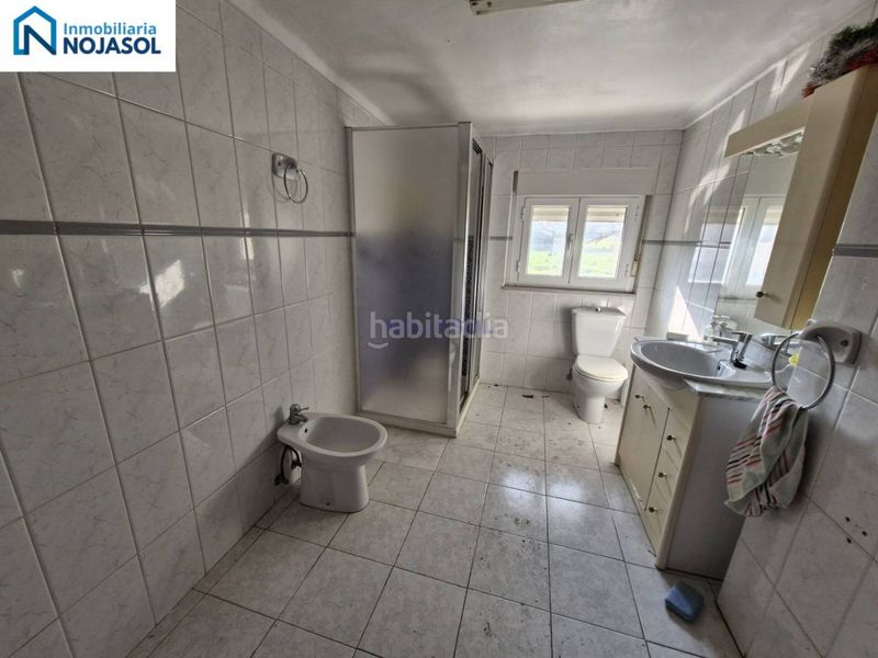 Foto b17e8d06-ed06-4da2-8697-6be9019a389d. Casa amb calefacció aparcament a Argoños