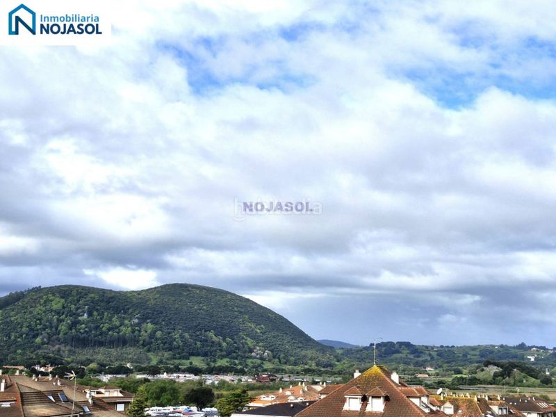 Foto e057dbd3-61cf-418c-a1a7-60bb4bf3c8ba. Apartament amb aparcament a Ris Noja