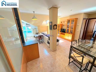 Lloguer Pis a Calle el arco 25. Ref. 002350 ático a salon con terraza y piscina