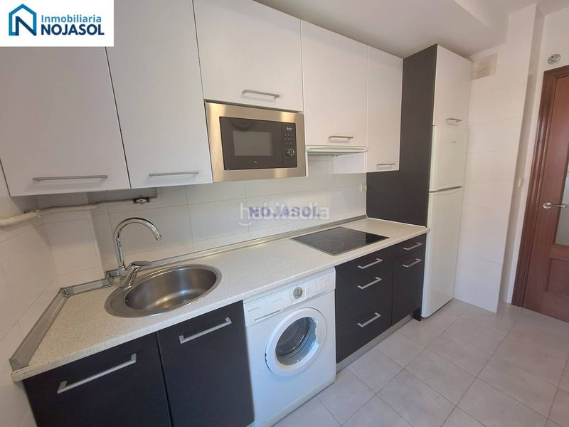 Foto 65136e8f-801d-464e-bf67-9480ddd0ee1c. Apartament amb calefacció aparcament piscina a Helgueras Noja