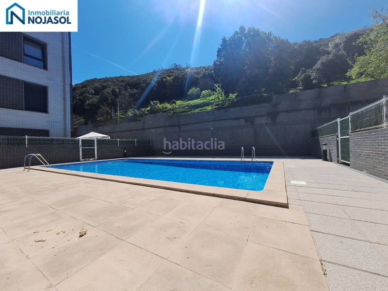 Foto 769bd745-4f7f-48b5-8760-e46d4b07c094. Apartament amb calefacció aparcament piscina a Helgueras Noja