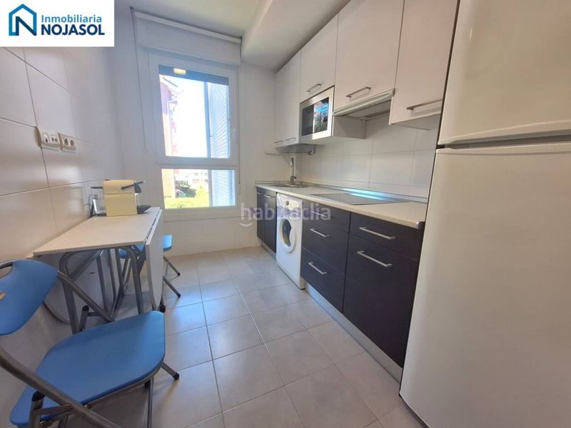 Foto a6c8cd0b-7116-46b9-b2a9-881b0e900f7c. Apartament amb calefacció aparcament piscina a Helgueras Noja