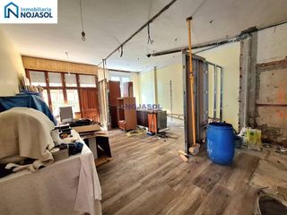 Local Comercial a Paseo Helgueras