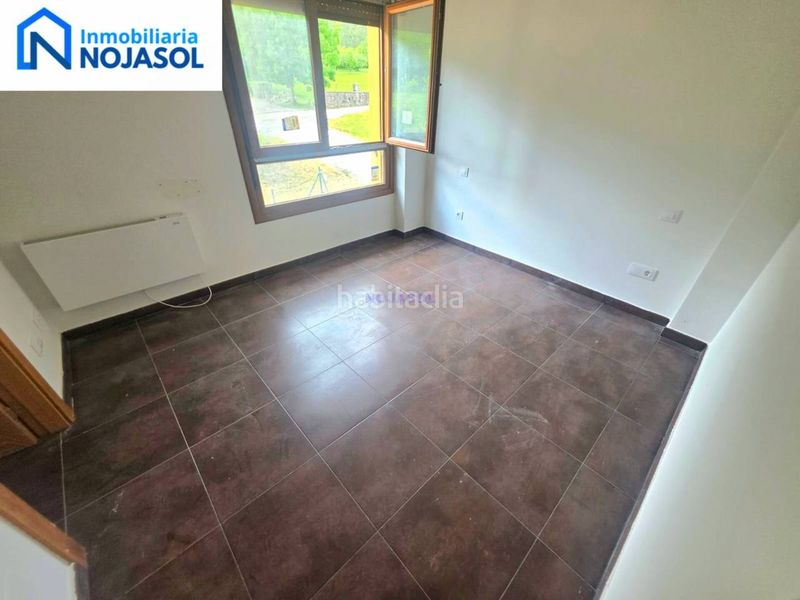 Foto 7980d22b-9738-4ac5-bfe9-2c419e9c50cb. Casa aparellada amb calefacció a Ruesga