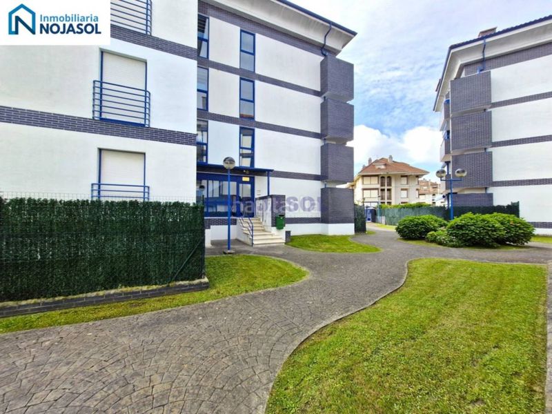 Foto c00b82e8-bc01-452c-8270-237d1fc40a4e. Apartament amb calefacció aparcament piscina a Pedroso Noja