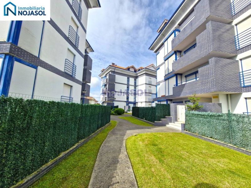 Foto d6c13214-b1e3-49b1-b349-15ddea331323. Apartament amb calefacció aparcament piscina a Pedroso Noja
