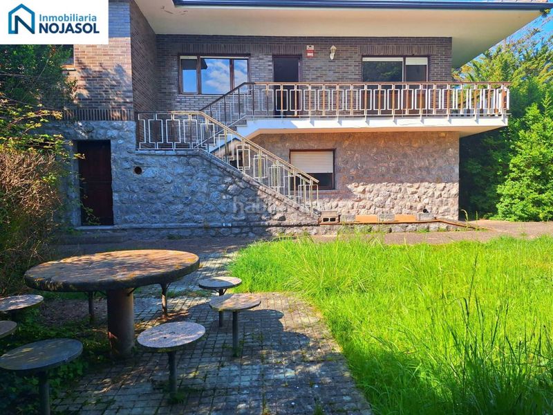 Foto 1617d5ca-021d-4950-a30d-6f8c2bb9b16c. Casa amb calefacció a Palacio Noja