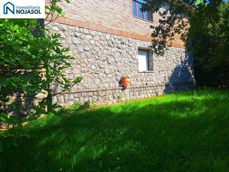 Foto a0ae9701-5727-4e97-b7a4-bd7f1415987f. Casa amb calefacció a Palacio Noja