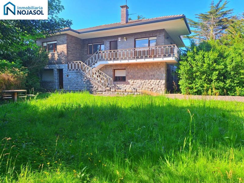 Foto aae4b253-d6c3-4394-8081-8e5118aaa24d. Casa amb calefacció a Palacio Noja