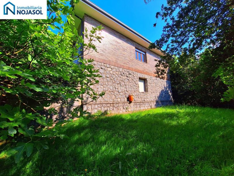 Foto fe22347c-a97b-41a8-a2d6-3b9835b74c9b. Casa amb calefacció a Palacio Noja