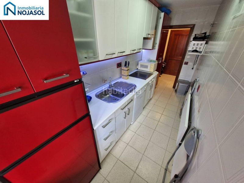Foto 540f2adf-254e-442a-9e3c-2436ca2bf016. Apartament amb calefacció a Palacio Noja