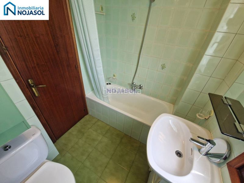Foto 16ce7a95-9f55-46c4-899d-3d4726314174. Apartament amb aparcament a Tregadín Noja