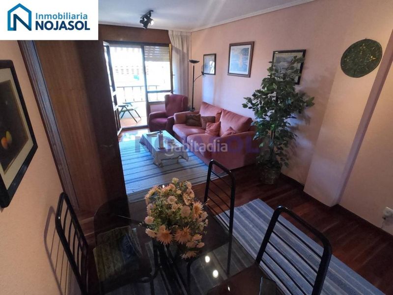 Foto 320db609-bed3-42d2-ab8e-78ab02abb378. Apartament amb aparcament a Tregadín Noja