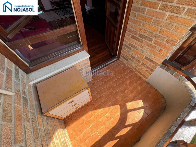 Foto c092dcdf-8e3d-499c-876c-4f204051f1eb. Apartament amb aparcament a Tregadín Noja