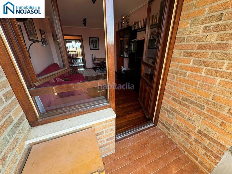 Foto d0f5a091-8f11-45b3-956e-9e36c3c4f6e4. Apartament amb aparcament a Tregadín Noja