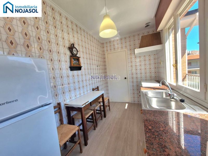 Foto f261c598-e071-4339-934f-b9f6940a75ef. Casa a Tregadín Noja
