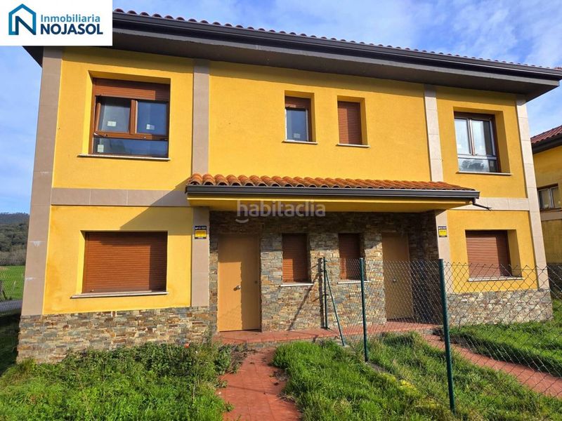 Foto 93bf7788-5bec-446f-8e58-0981548bce8a. Edifici a Ruesga