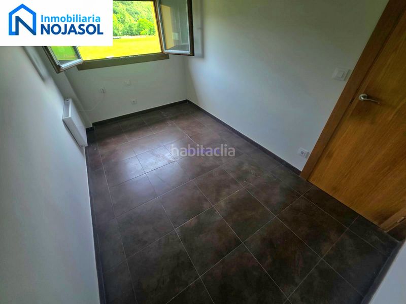 Foto a0f743ad-67b4-40d8-8e65-383b08f1fd91. Towny house 103m<sup>2</sup> in barrio riba 37 in Ruesga