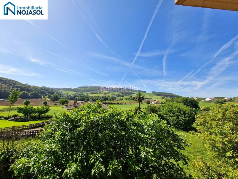 Foto 6a14d7bd-10f0-43af-9357-2e8b7acd244a. Apartament amb calefacció aparcament a Arnuero