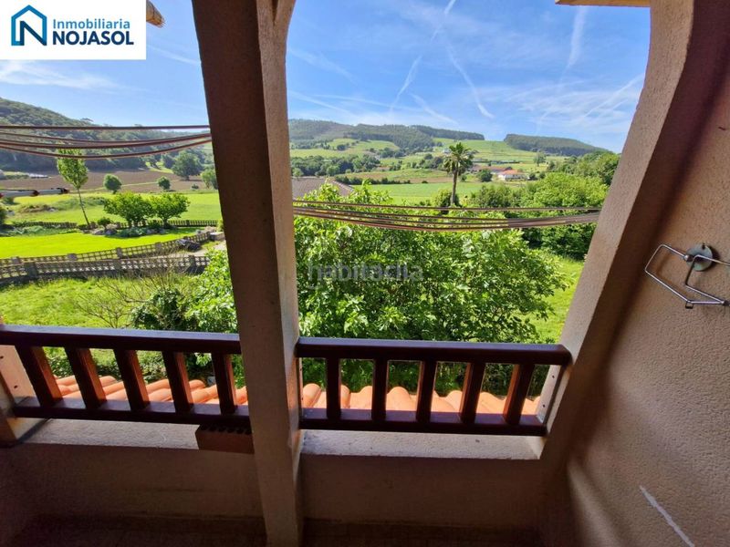Foto 8bd69574-82ce-48a2-8b66-6c778d9602cc. Apartament amb calefacció aparcament a Arnuero