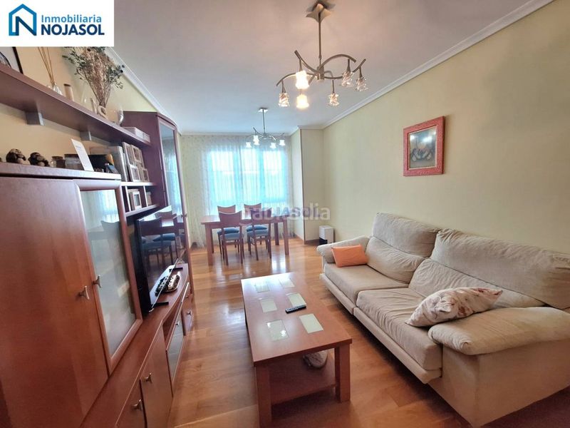 Foto 98e3f34f-fb1c-43c8-b366-1482e4a81f7b. Apartament amb calefacció aparcament a Santoña