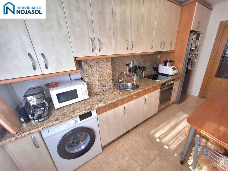 Foto cd3c7da9-2395-42a9-baf0-eb5ac9ce5f05. Apartament amb calefacció aparcament a Santoña