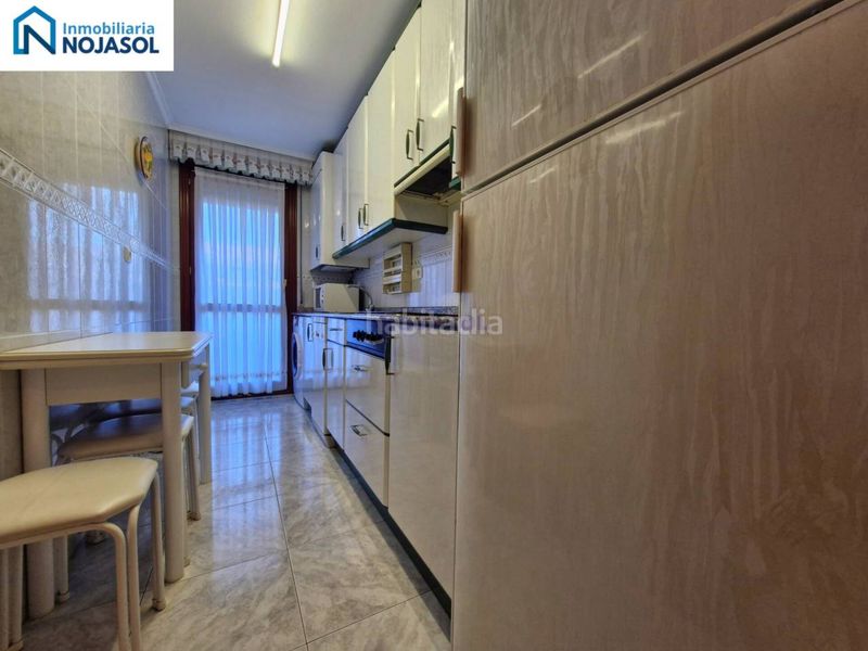 Foto c14521b6-539d-4650-8bc3-6d9d4920b20c. Apartament amb calefacció aparcament a Tregadín Noja