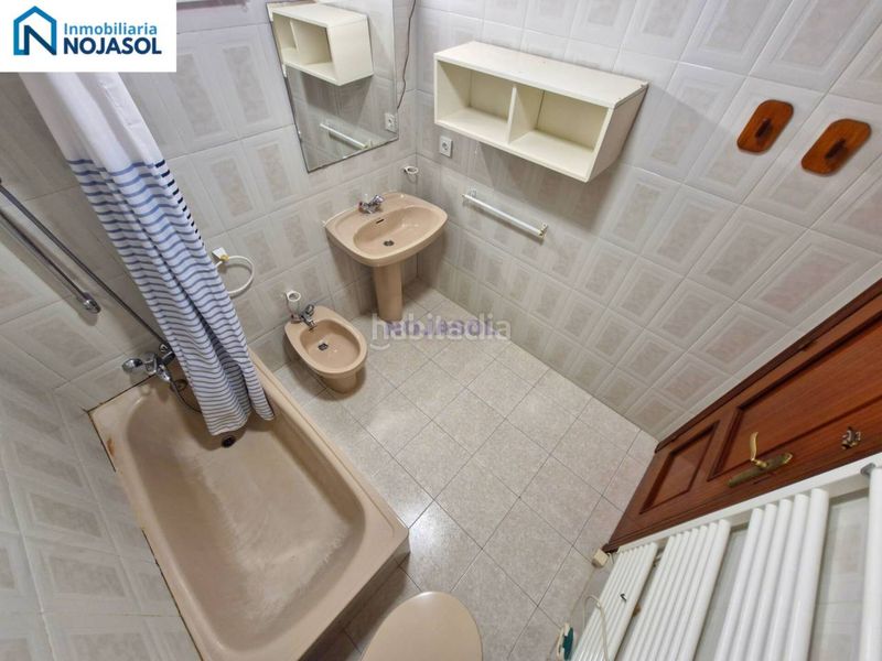 Foto 1475dbdc-2e1a-4671-be25-ad9e7a4e6e80. Apartament amb calefacció aparcament a Tregadín Noja