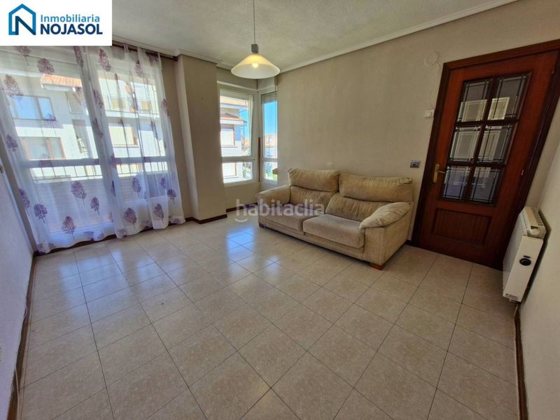 Foto 6e46b32b-3f25-4065-a071-9826de168a91. Apartament amb calefacció aparcament a Tregadín Noja