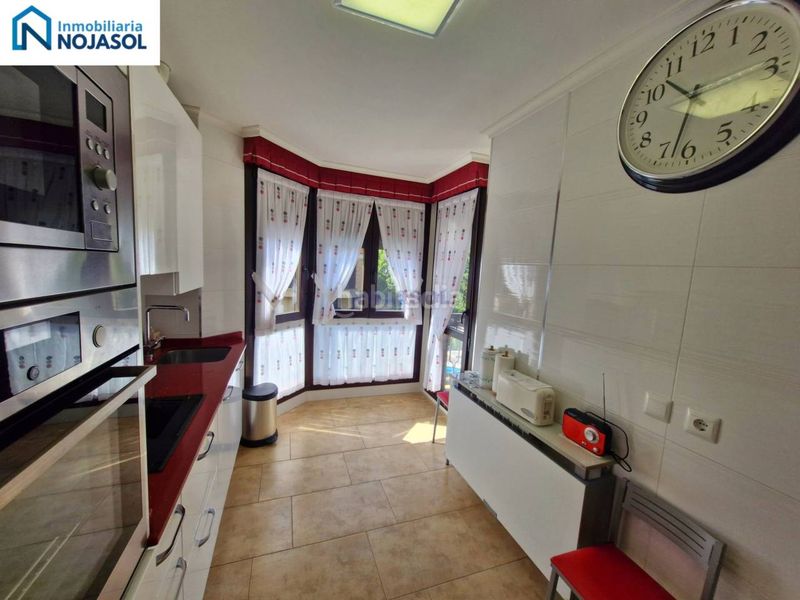Foto c39ef2c0-7d80-486c-b501-9c2425b22cb1. Apartament amb calefacció aparcament piscina a Ris Noja