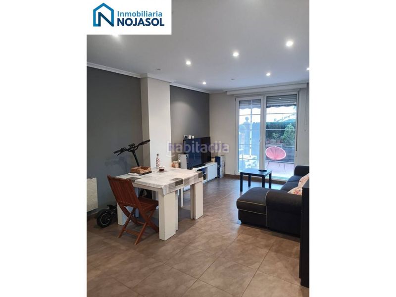 Foto 0a91e795-fec0-48a6-8d6f-7d92bd6573af. Apartament amb calefacció a Santoña