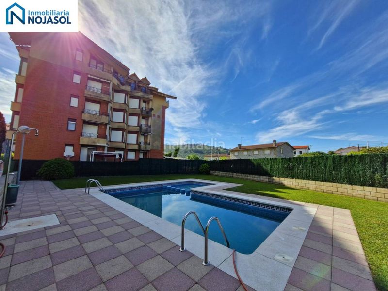 Foto e895133f-2d5c-4c71-970b-515970332842. Apartament amb calefacció aparcament piscina a Tregadín Noja