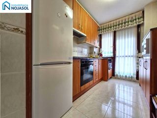 Piccolo appartamento  Calle ris. Ref 000052  precioso piso junto a servicios en ris, ascensor, ca