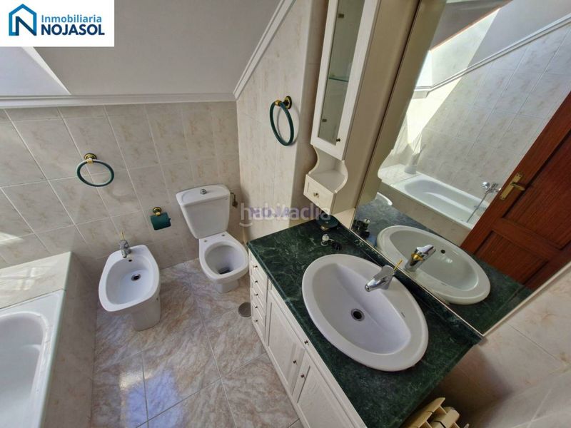 Foto 53d014f1-3d9b-4ef7-8c10-7d9e5067c41b. Apartament amb calefacció aparcament a Palacio Noja
