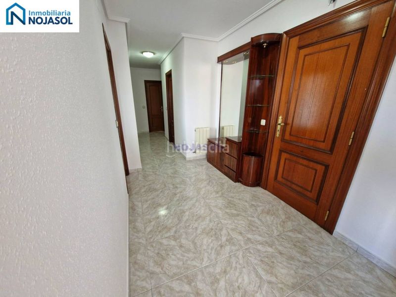 Foto 8f6bf8a7-c9e1-4f37-b761-eadb3bc41710. Apartament amb calefacció aparcament a Palacio Noja